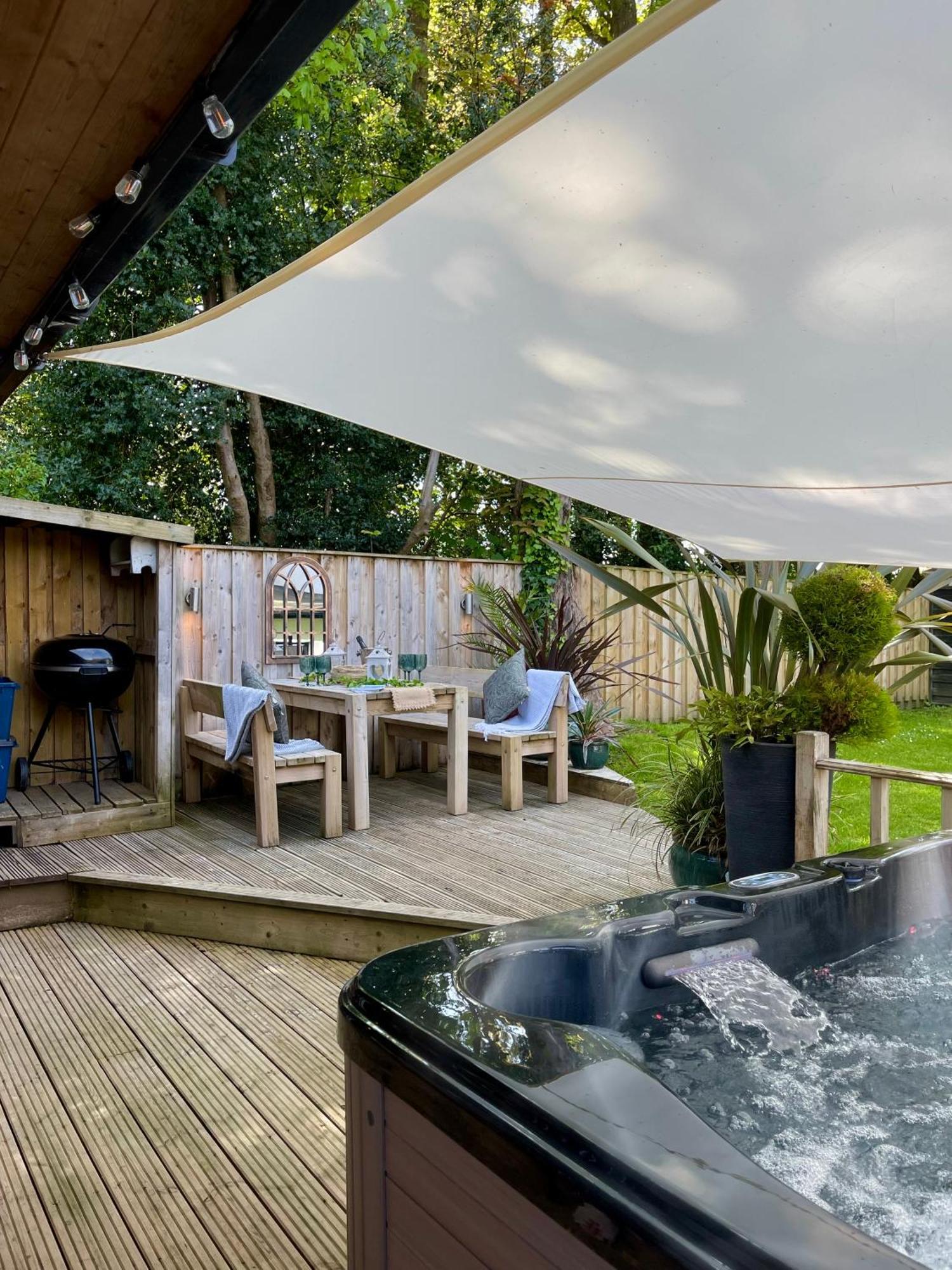The Lodge@Tyddyn Ucha Caernarfon Eksteriør bilde